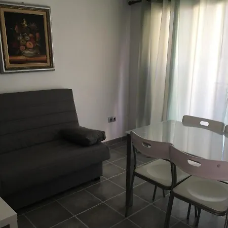 Bermudas-turis * Benidorm