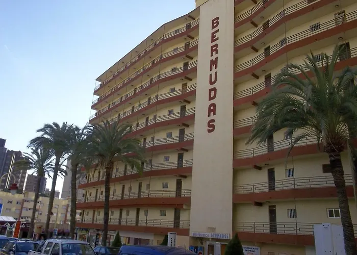 Bermudas-turis * Benidorm