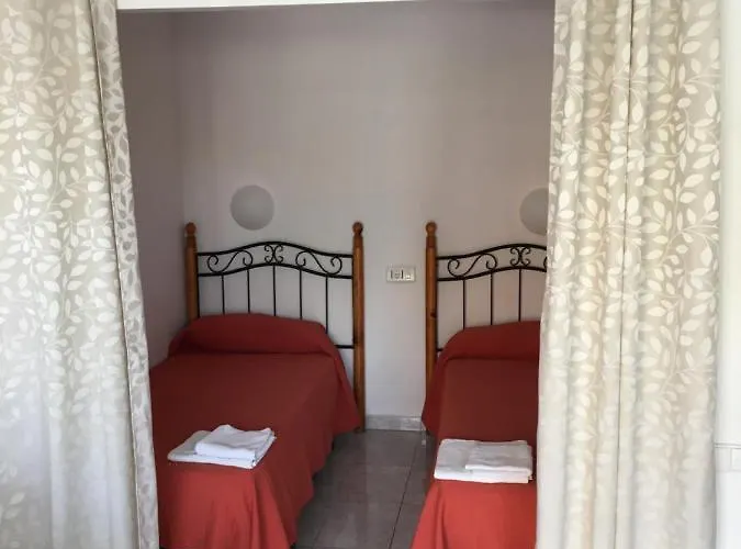 Bermudas-turis Μπένιντορμ